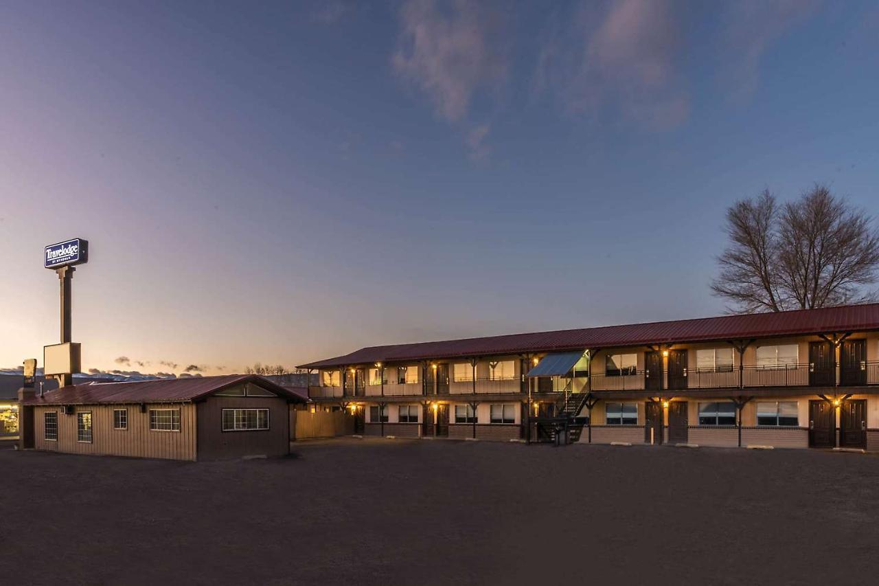 High Desert Inn 萨莱纳 外观 照片